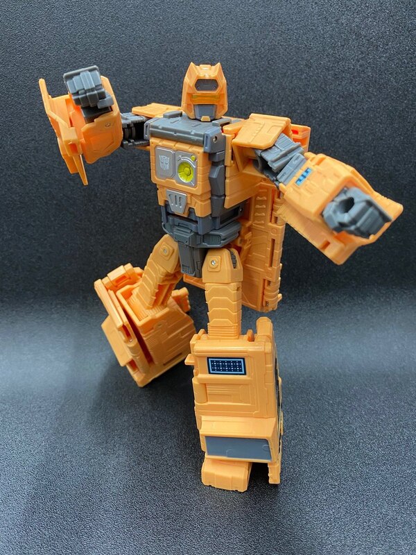 Takara Transformers Kingdom KD EX 09 Autobot Ark Official In Hand Images  (2 of 2)